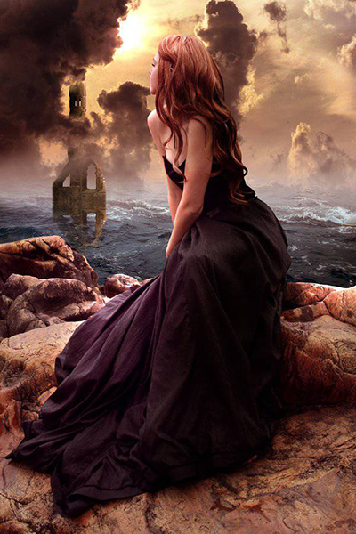 Девушка в чёрном платье сидит на побережье моря, Картинки, рисунки красивые